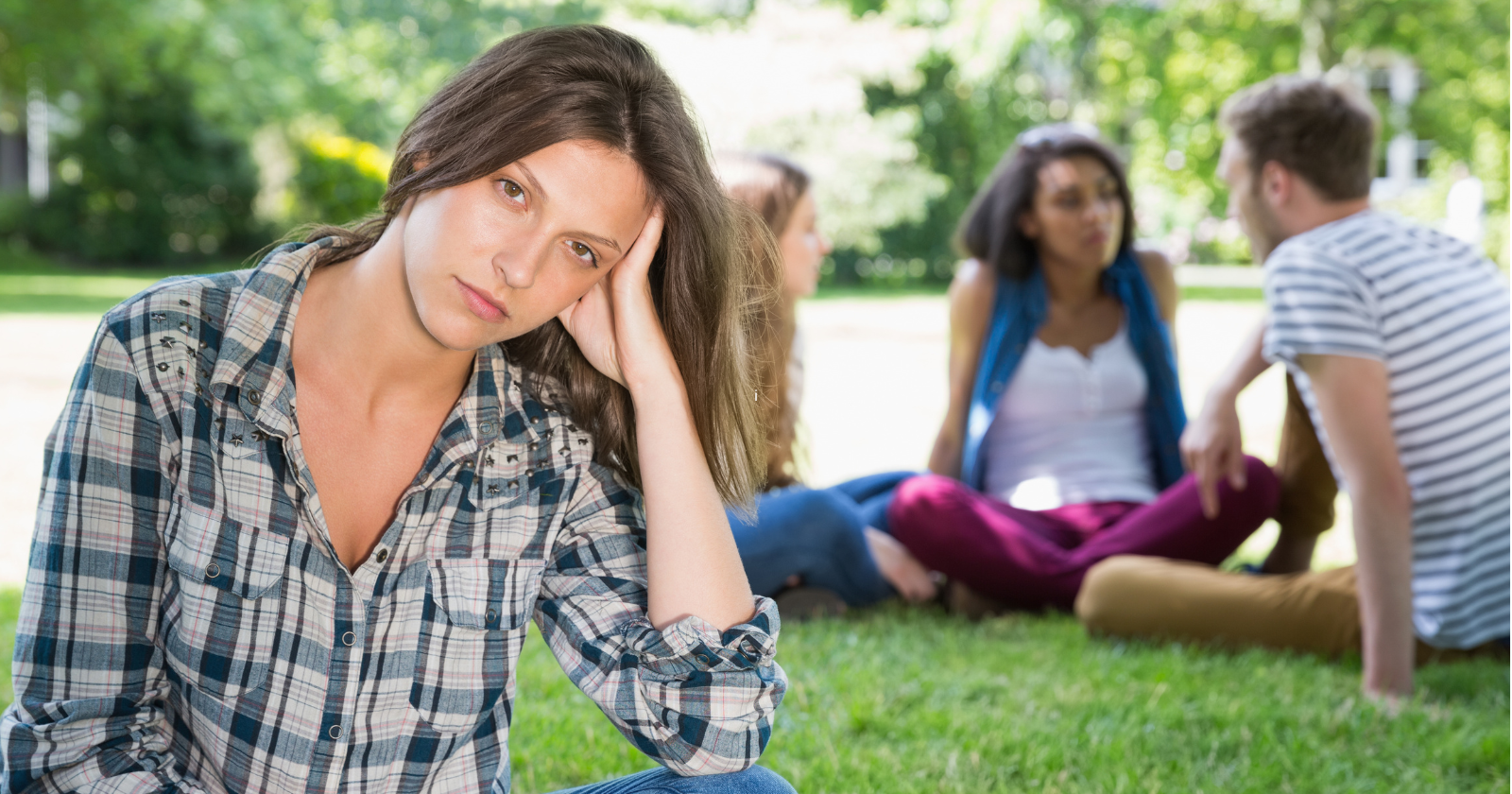 People who have never been anyone’s “favorite person” tend to develop these 8 quiet traits