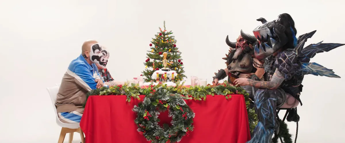 Insane Clown Posse Face GWAR In 'Hot Ones Versus', Shaggy 2 Dope Addresses Infamous Fred Durst Dropkick