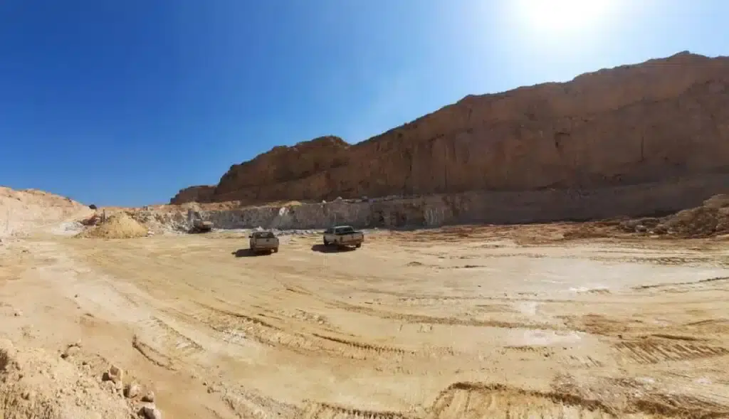 The quarry of Sidi Boutbal, Algeria, where the sampling was carried out. © Youcef Sellam
