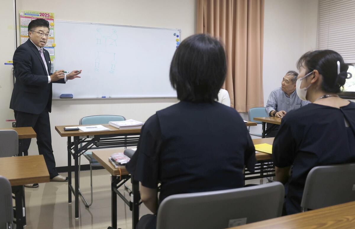 Finance plans being explored for "hikikomori" after parents' deaths