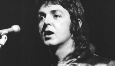 5 Classic Rock Masterpieces From the 70s That Were Released in the Month of December