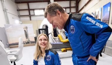 Ex-SpaceX executive joins Blue Origin mission with first-ever wheelchair user to go to space