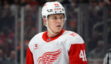 Blues claim Berggren off waivers