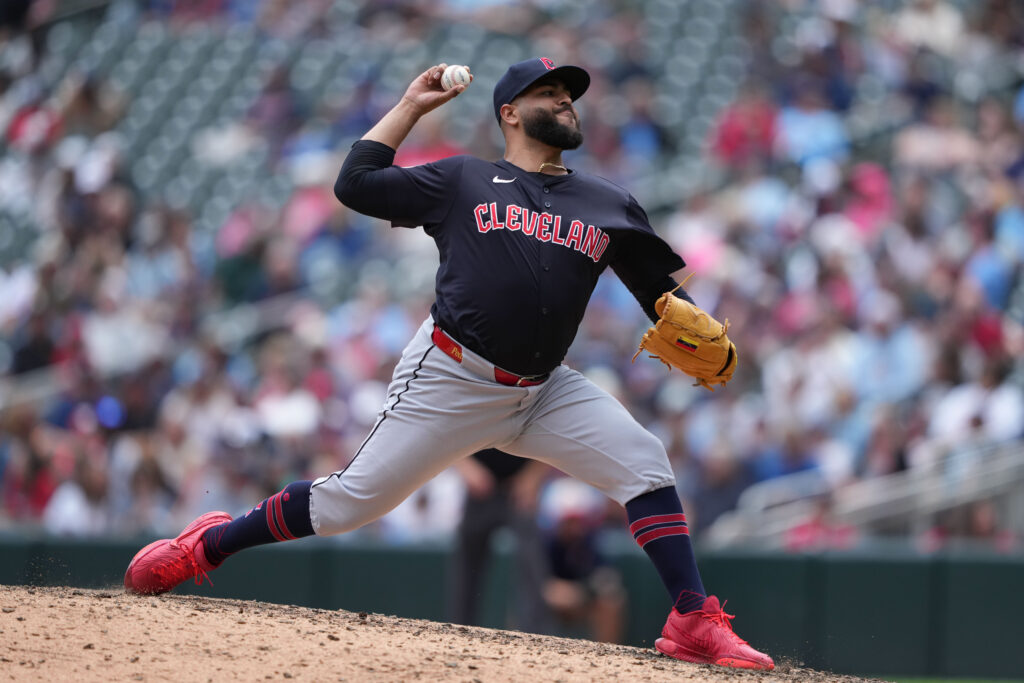 Guardians To Sign Pedro Avila