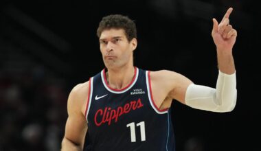 Brook Lopez makes nine threes in Clippers' win over Portland