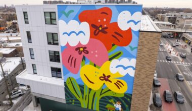 Chicago murals: Lincoln Square painting, a nod to a history of flower growing, might calm road rage