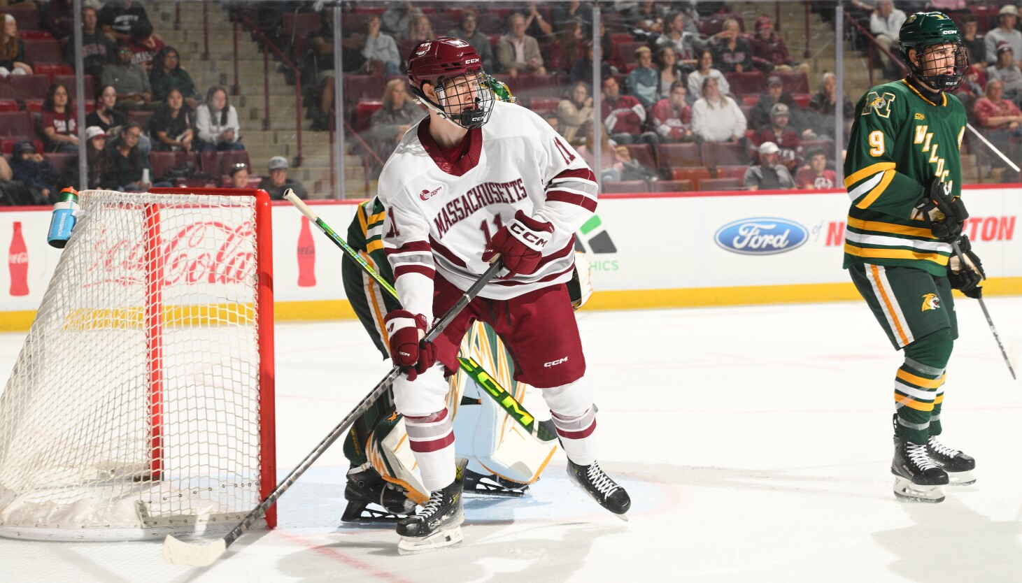 Blackhawks prospect Vaclav Nestrasil blowing away his own expectations at UMass