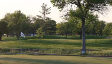 Who gets a discount? Rate hike at city golf course prompts questions about volunteer board perks - Mitchell Republic