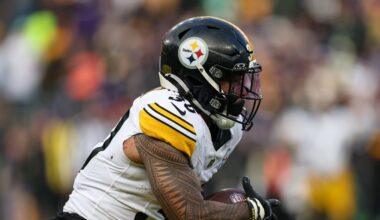 Monday Night Football: RB Jaylen Warren is active, but DT Derrick Harmon is inactive