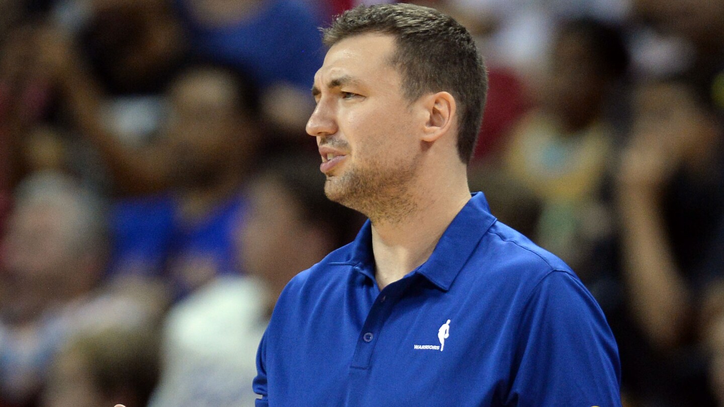 New York Liberty hire Warriors assistant Chris DeMarco as head coach