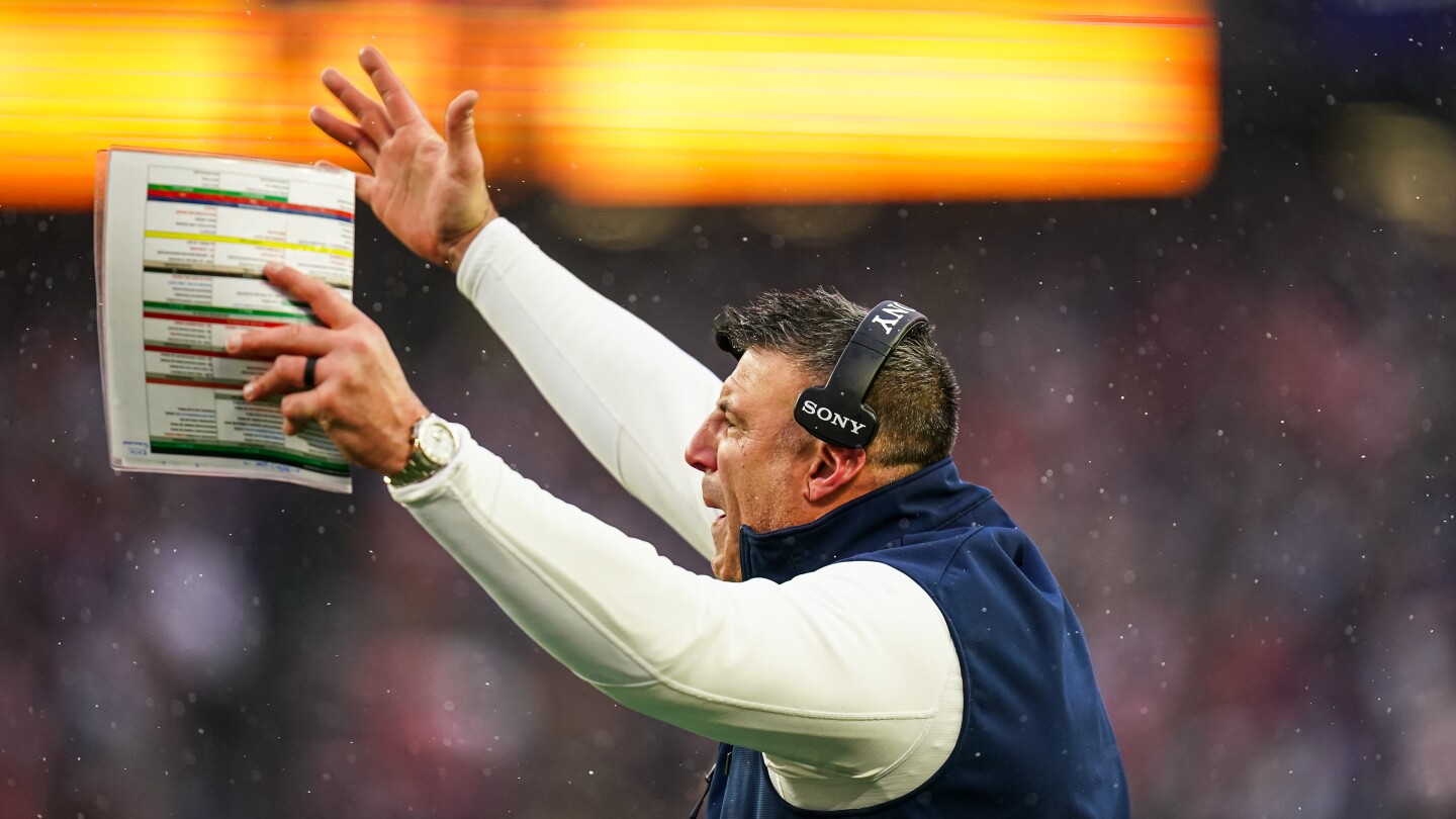 Mike Vrabel: I struggle with the consistency of officiating