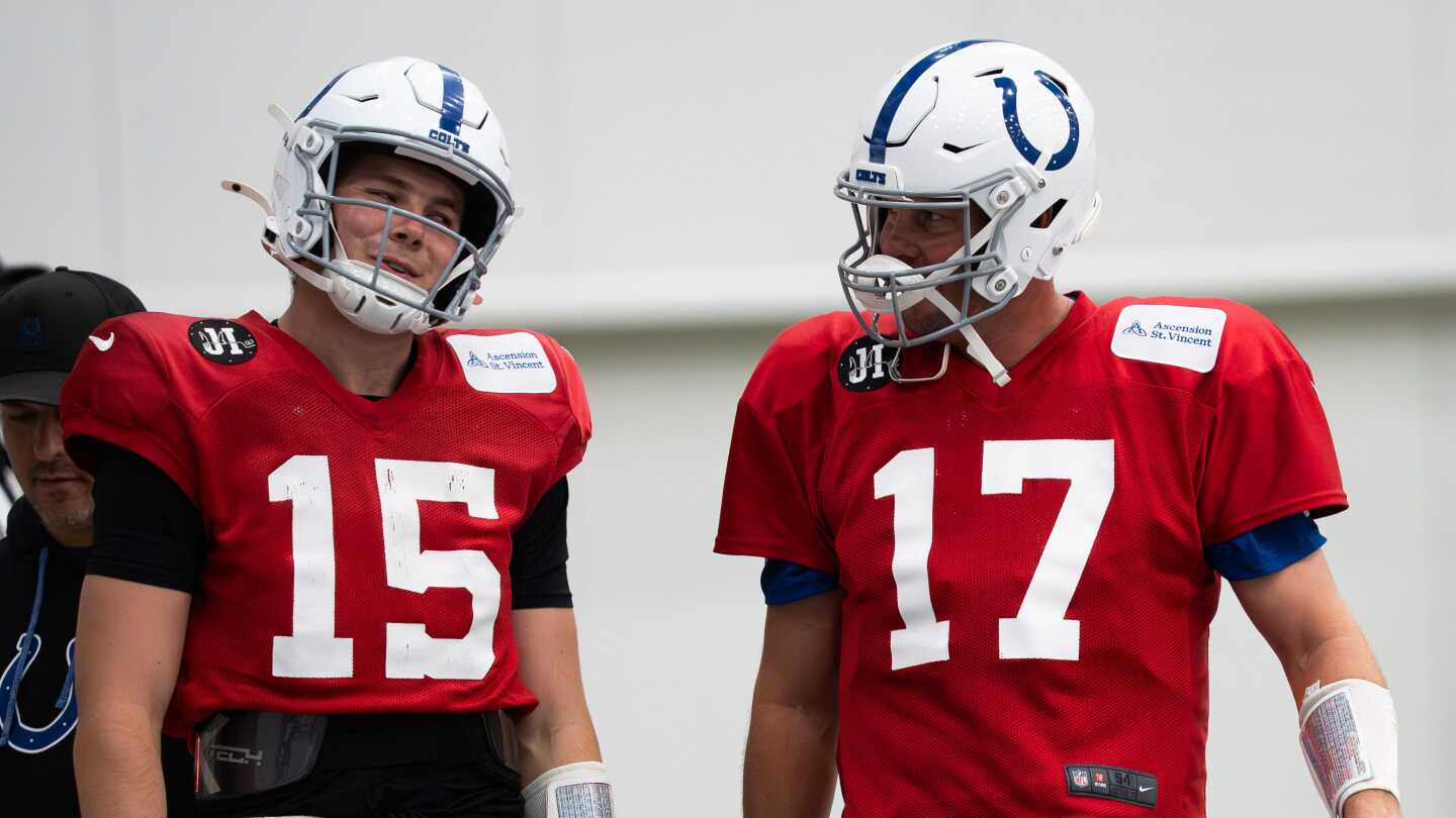 Report: Riley Leonard will start Colts season finale over Philip Rivers
