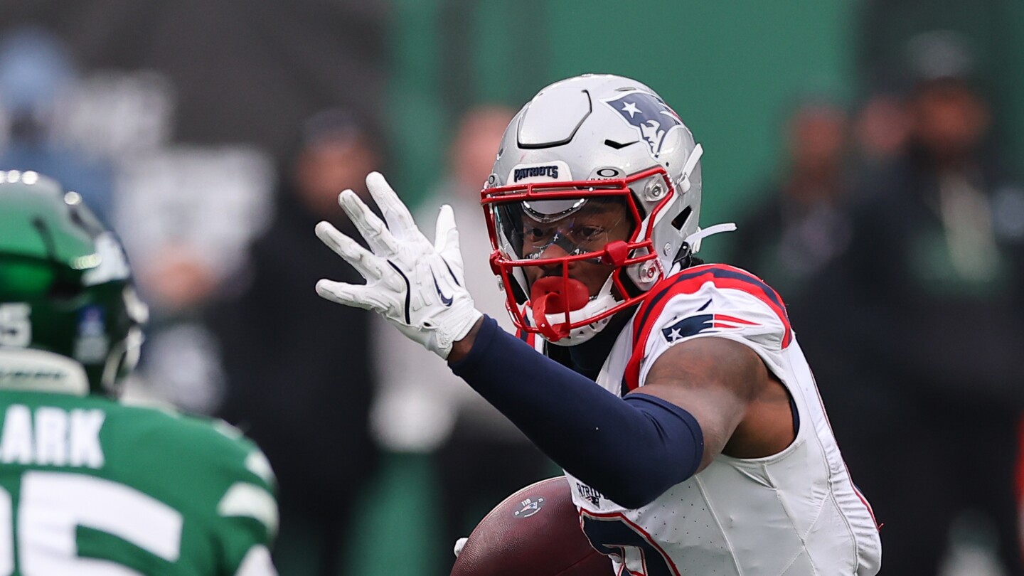 Stefon Diggs faces a felony "strangulation or suffocation" charge