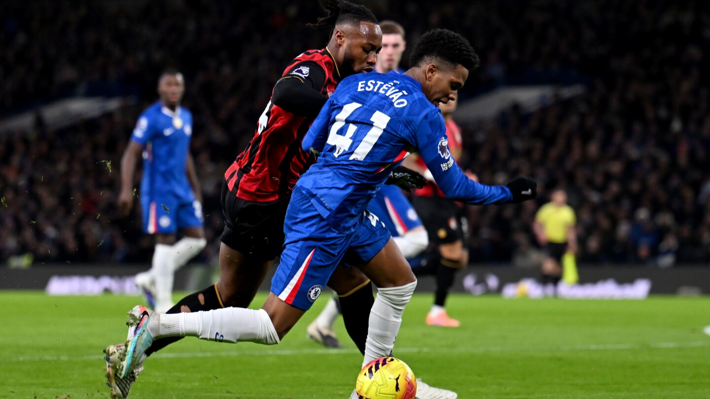Chelsea 2-2 Bournemouth: Blues can't find winner at home