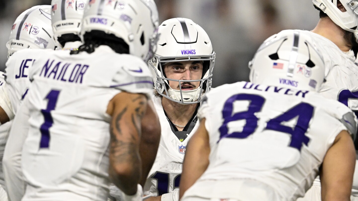 Vikings become rare team to win by 10 or more points with 10 or fewer net passing yards