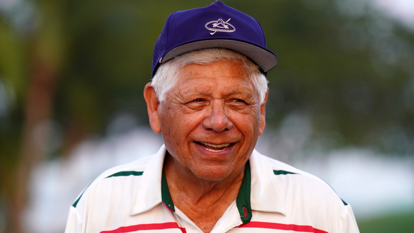 With eagle hole-out and legendary take, Lee Trevino displays love of golf at PNC