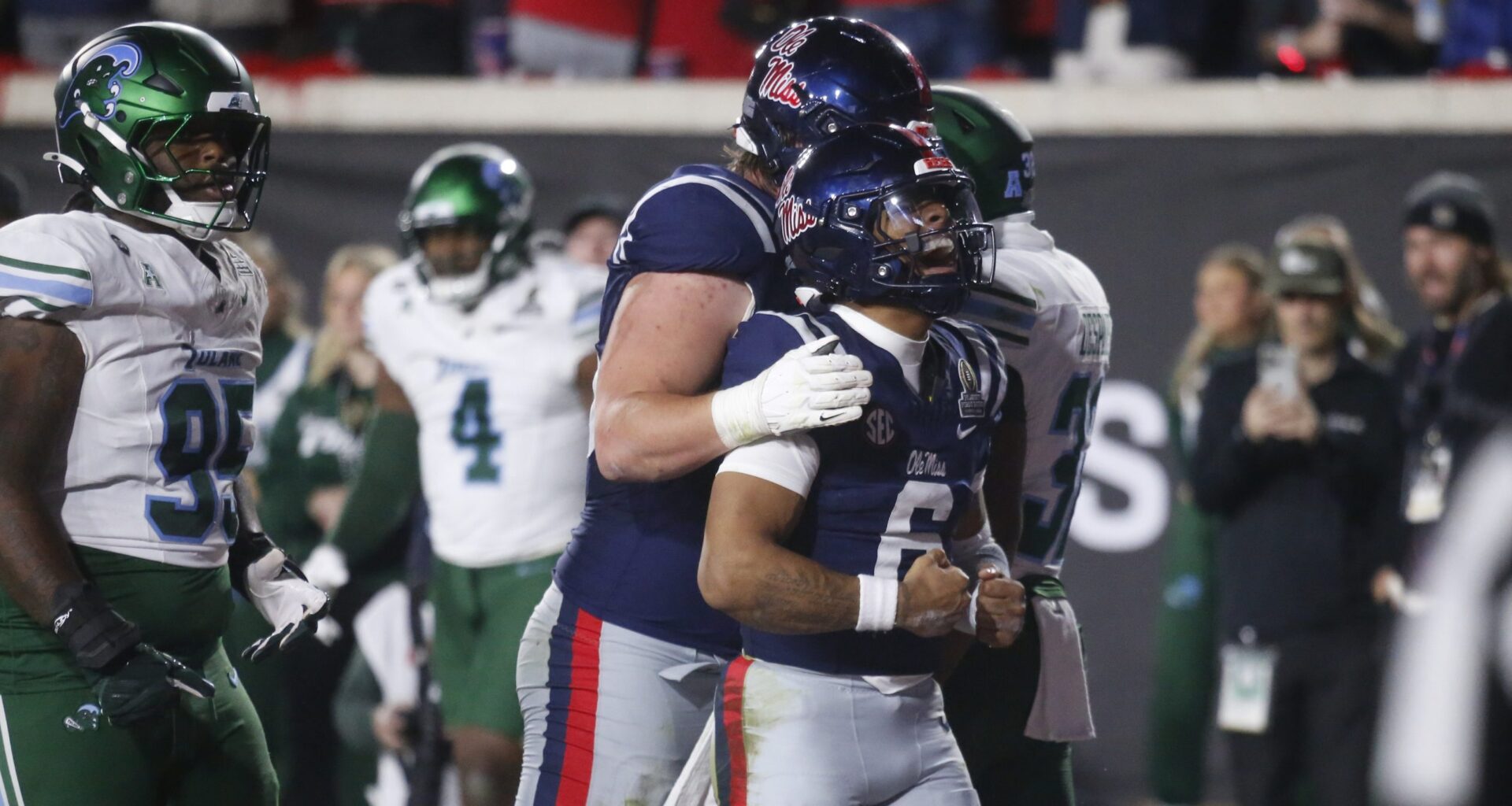 Ducks, Rebels Blowout Games Should Lead To College Football Playoff Changes