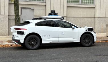 Waymo cars can now drive themselves in Philly