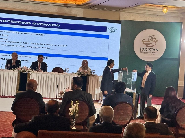 bidders submit sealed bids tuesday morning