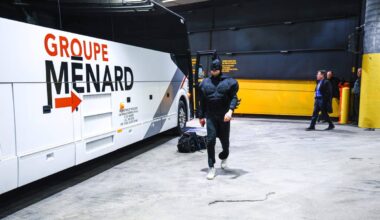 Red Wings’ James van Riemsdyk arrives at game dressed as Batman for son’s birthday