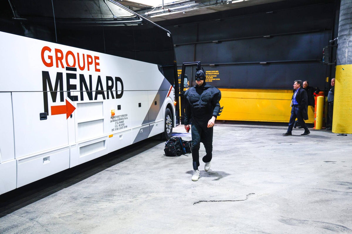 Red Wings’ James van Riemsdyk arrives at game dressed as Batman for son’s birthday