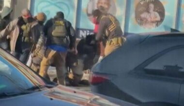 1/24: CBS Weekend News - CBS News