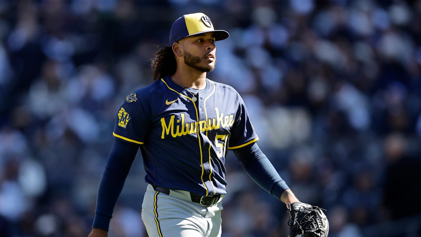 Milwaukee Brewers v New York Yankees