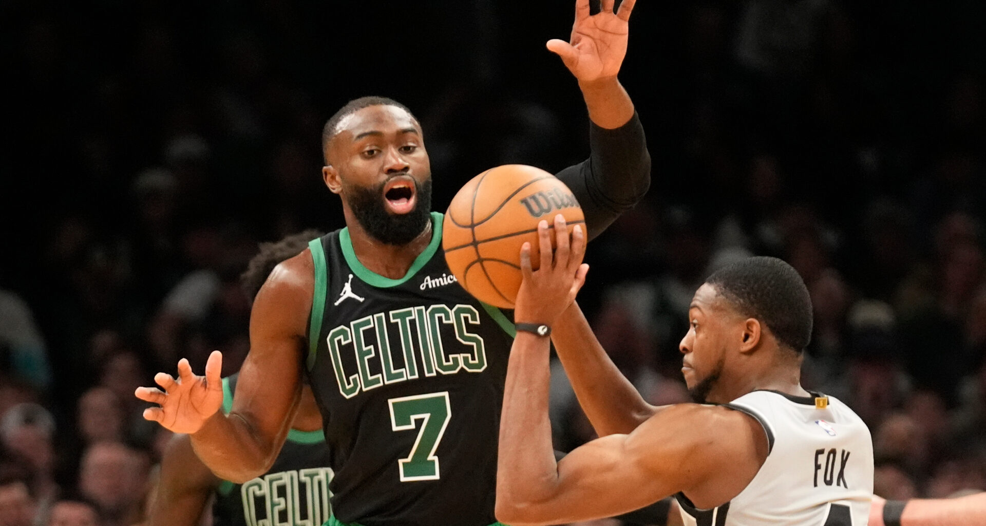 Celtics star Jaylen Brown criticizes officials after loss to Spurs