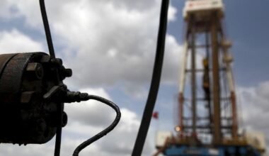 View / Venezuela, Shale’s plateau, and the US’ old oil reflex - https-//www.semafor.com