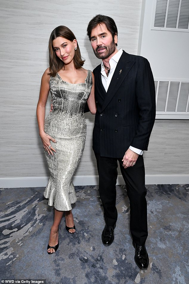 After getting in her solo shots on the WWD Style Awards step-and-repeat photo op, the mother-of-one mingled with WWD editor-in-chief Michael Atmore