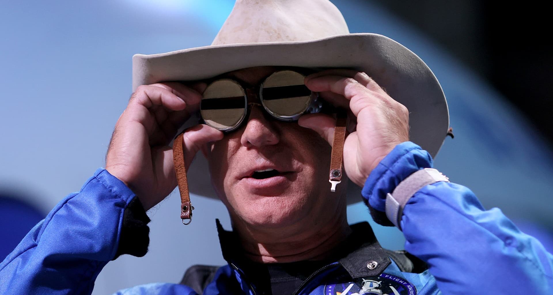 Bezos' Blue Origin debuts satellite service to rival SpaceX, Amazon