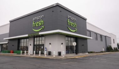 Amazon converting Fresh supermarkets, Go stores to Whole Foods locations