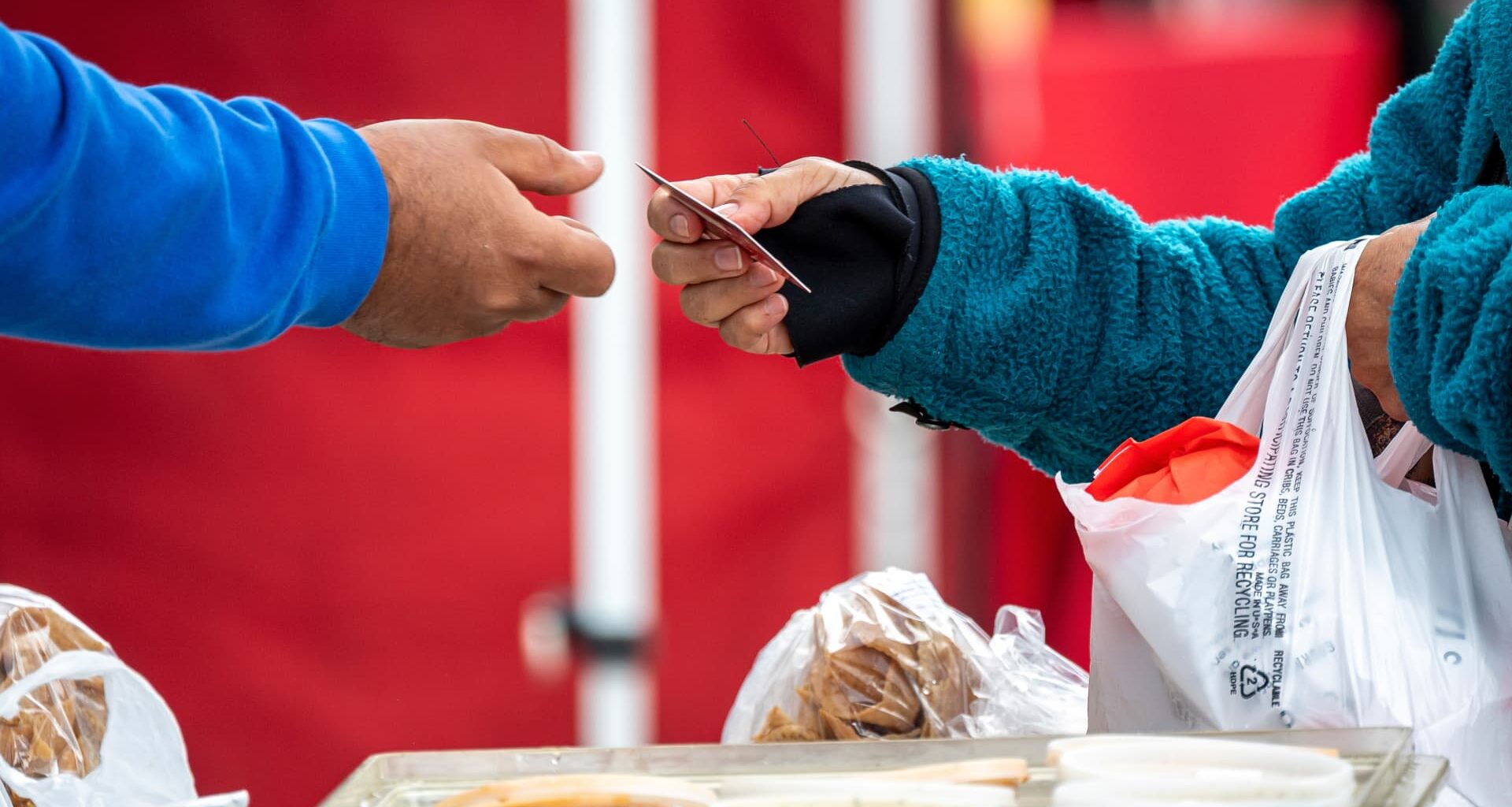 Trump calls for one-year cap on credit card interest rates at 10%