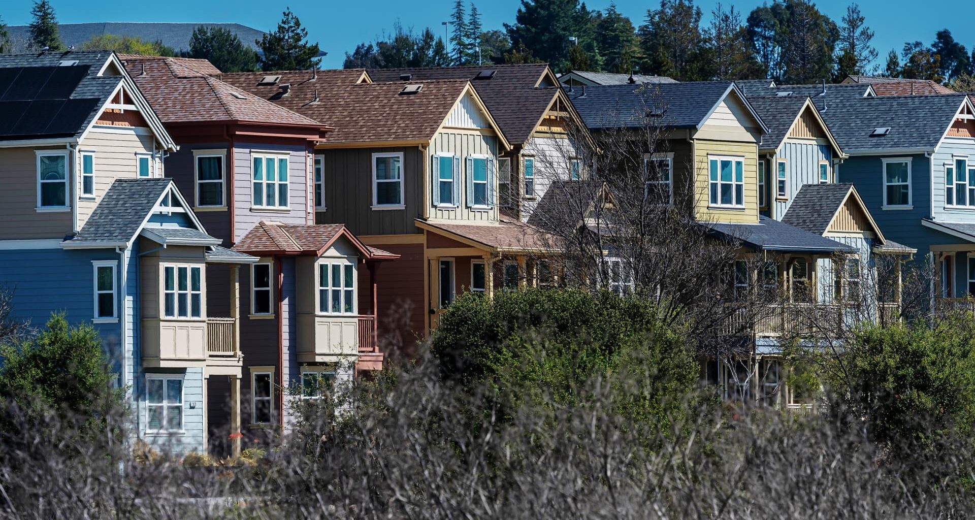 Mortgage rates drop to lowest level in nearly 3 years