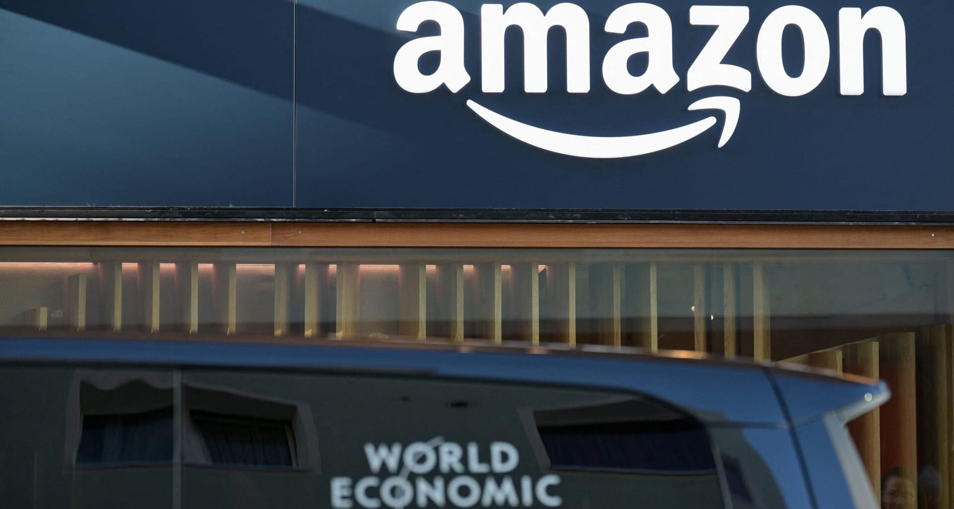 Oppenheimer names Amazon a top mega-cap pick on AI-driven Web Services growth