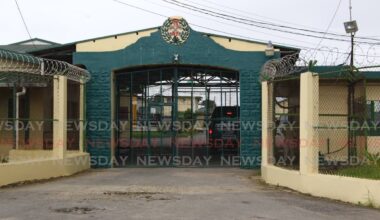 72 inmates, 7 officers get chickenpox at Maximum Security Prison