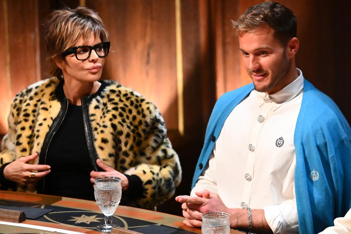 Lisa Rinna calls 'Traitors' rival Colton Underwood a 'stalker' after learning about his scandalous past