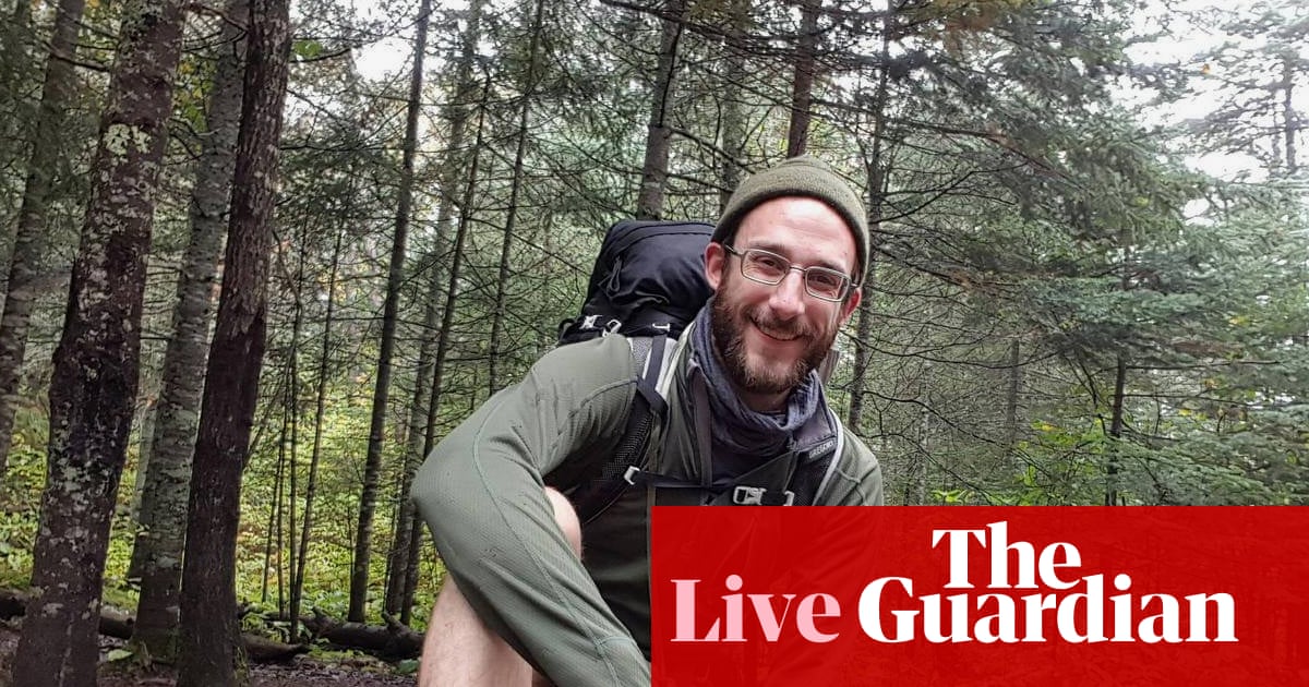 Minneapolis shooting: Tim Walz condemns ‘federal occupation’ as victim identified as Alex Pretti – latest updates | Minneapolis