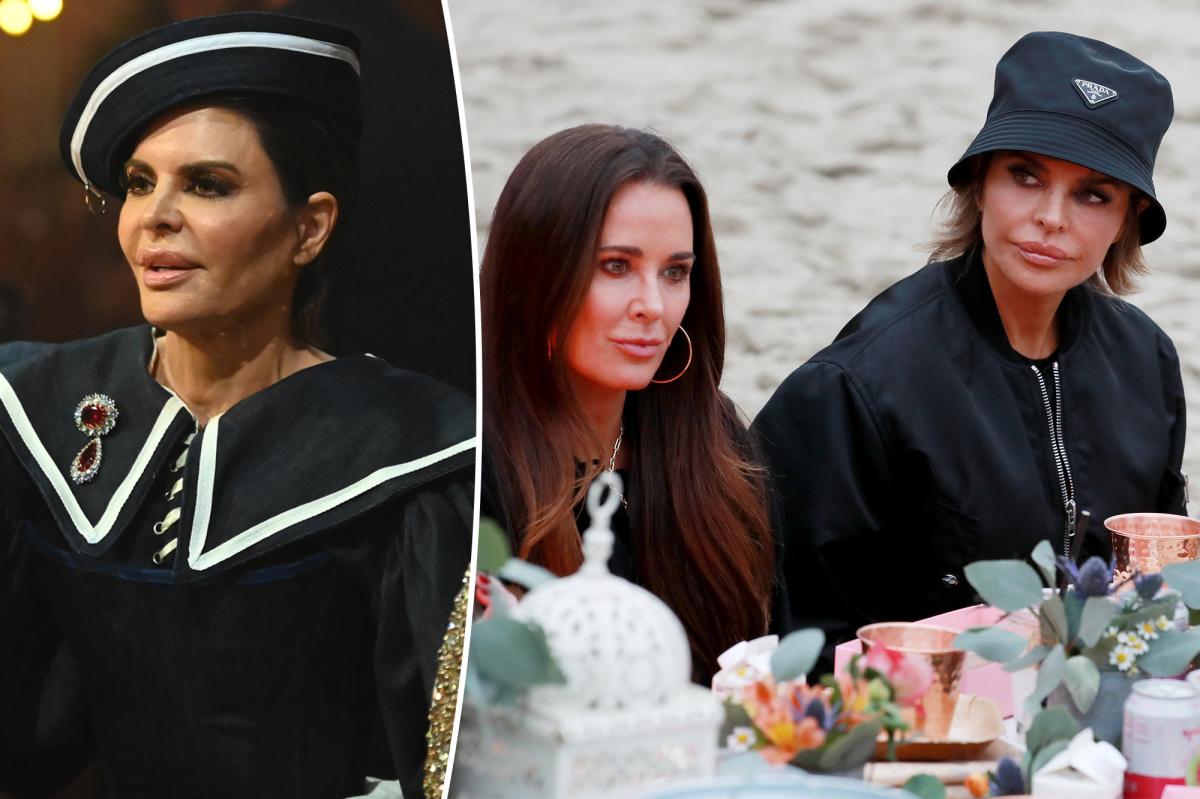 Lisa Rinna describes on 'The Traitors' how it was ‘difficult’ to leave ‘Real Housewives of Beverly Hills’