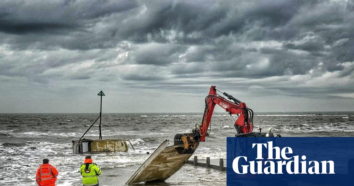 Why are onions turning up on Brighton beach? | Pollution