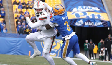 Rasheem Biles tackling Carson Beck