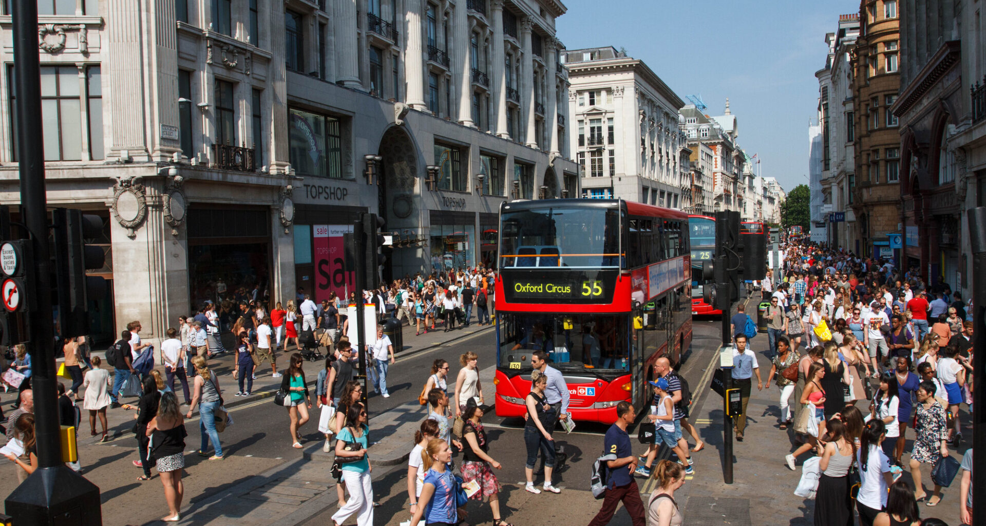 From London to Houston: Four Ongoing Pedestrianisation Initiatives Shaping More Walkable Cities
