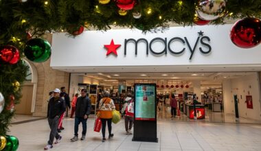 Bank of America finds spending gap between income groups widens in US