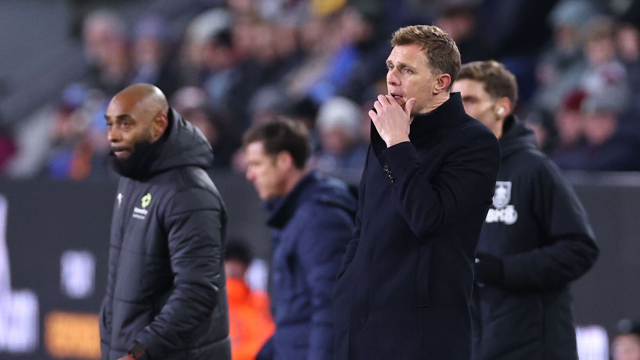 Back to square one? Never dull at Man United 'circus'