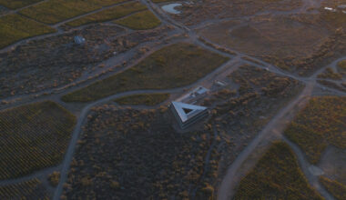 Santos Spirits Distillery / Valeria Moreno