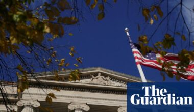 DoJ attorneys resign over decision not to investigate agent in Minneapolis ICE shooting | Trump administration