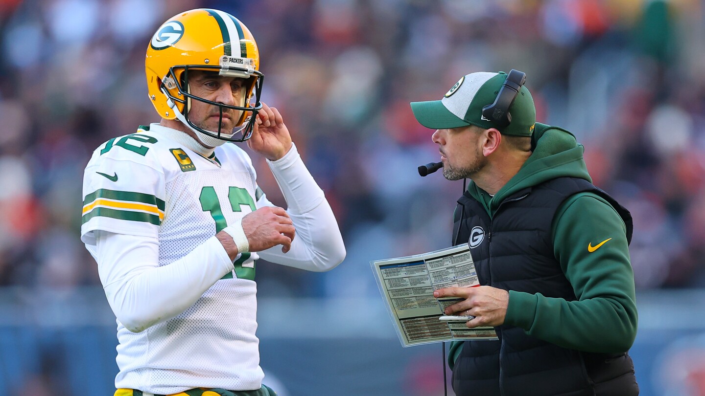 Matt LaFleur is left "speechless" by Aaron Rodgers's comments