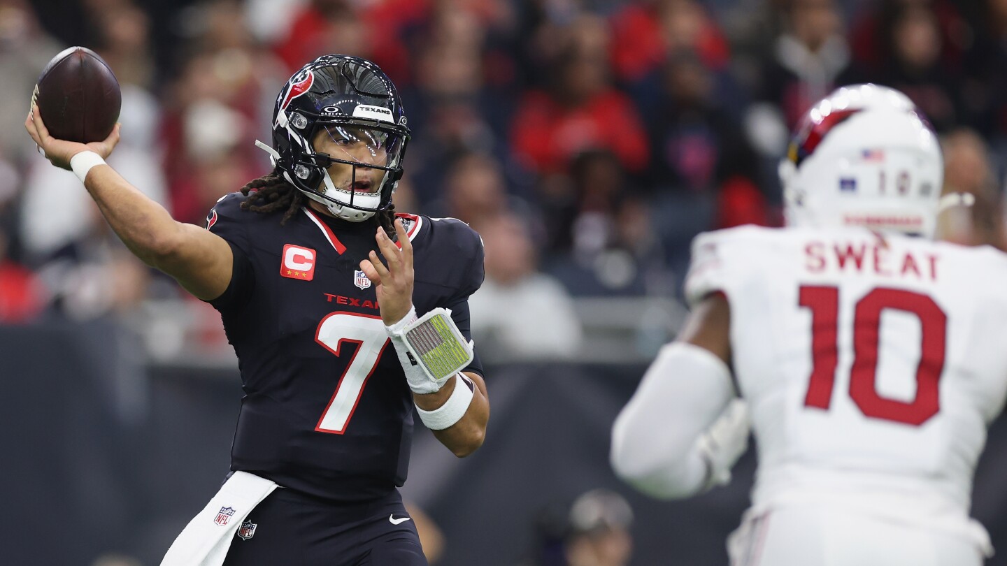 Texans and Cardinals, NFL's newest and oldest franchises, each have seven playoff wins