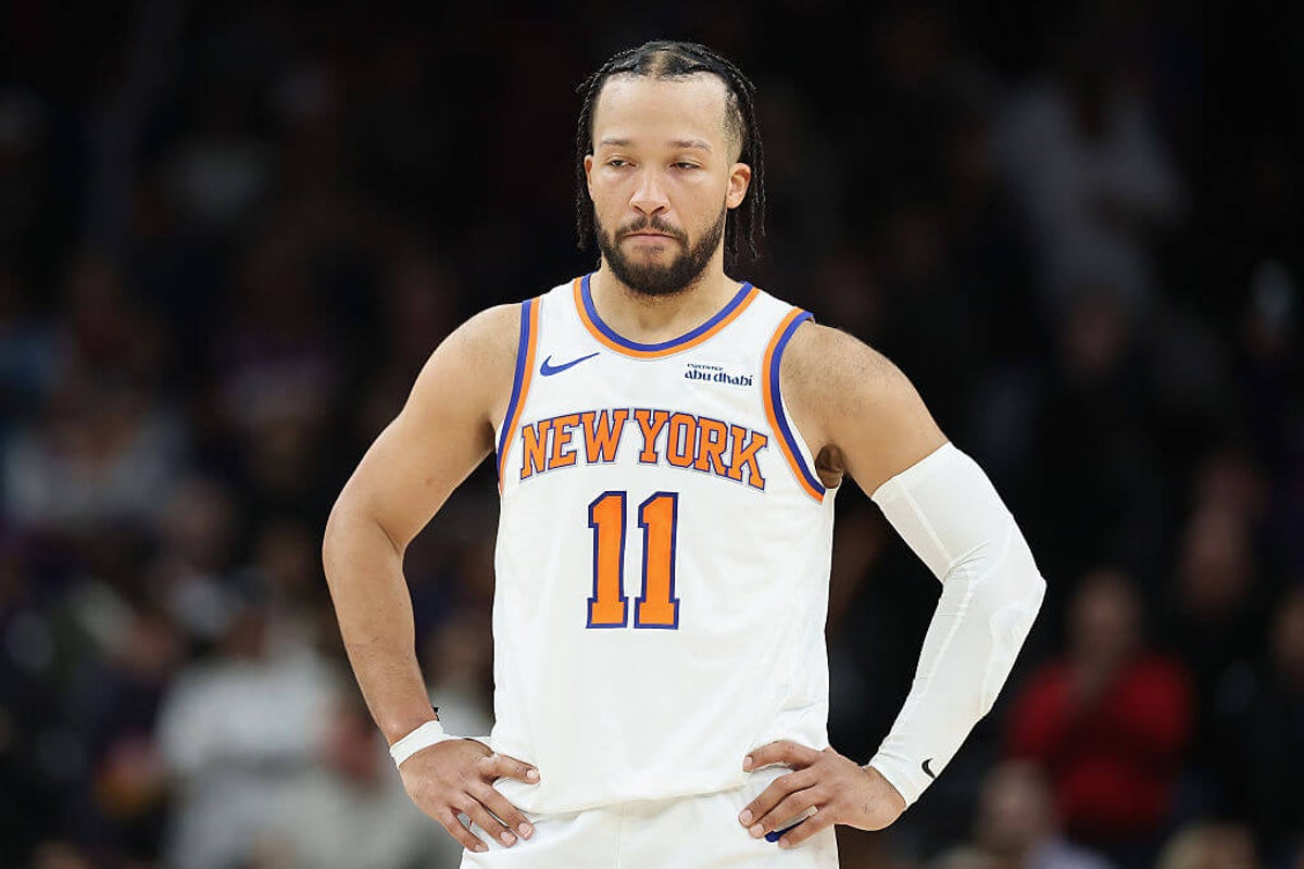 Knicks’ Jalen Brunson injures right ankle for second time this season