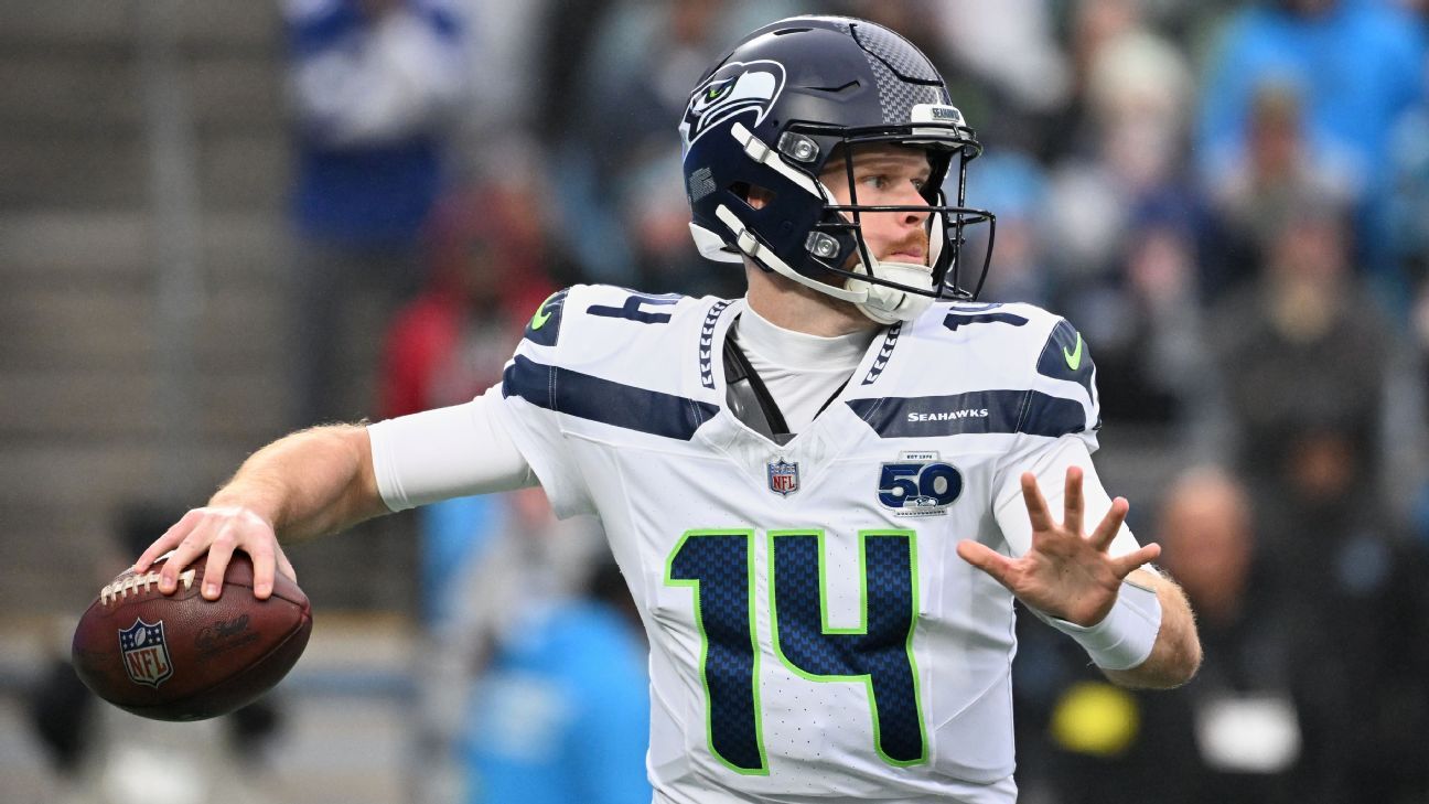Seahawks' Sam Darnold hurts oblique but expects to face 49ers